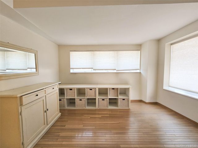 133-47 Sanford Avenue 11A, Flushing, NY 11355