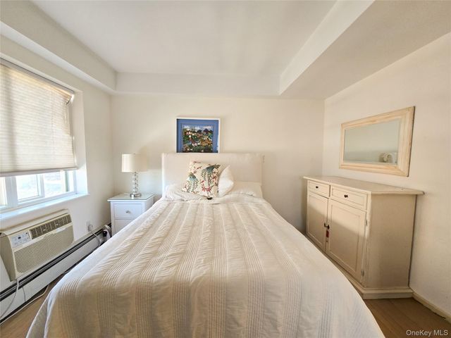 133-47 Sanford Avenue 11A, Flushing, NY 11355