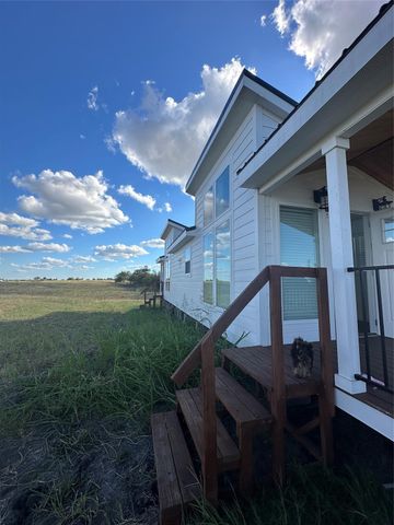 1469 County Road 451, Coupland, TX 78615