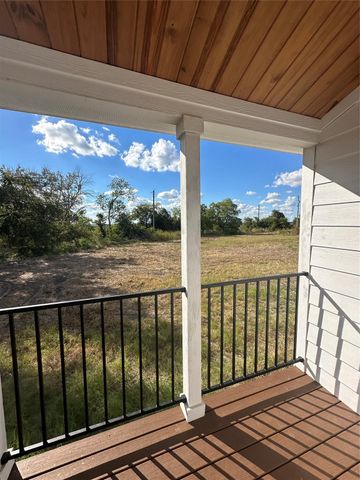 1469 County Road 451, Coupland, TX 78615