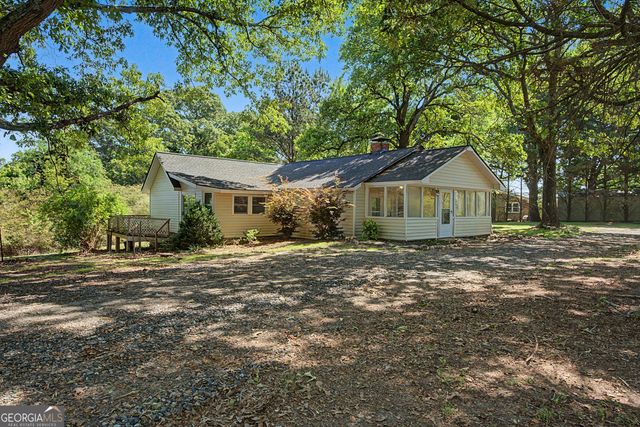 1055 Millertown Road, Temple, GA 30179