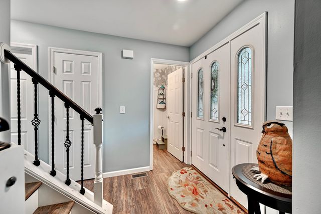 21 Thorne Hill Drive, Florence, KY 41042