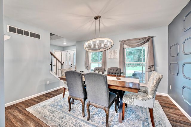 21 Thorne Hill Drive, Florence, KY 41042