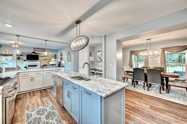 21 Thorne Hill Drive, Florence, KY 41042