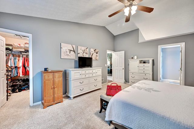 21 Thorne Hill Drive, Florence, KY 41042