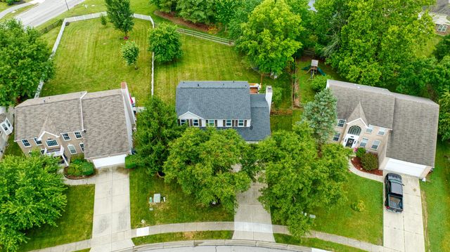 21 Thorne Hill Drive, Florence, KY 41042