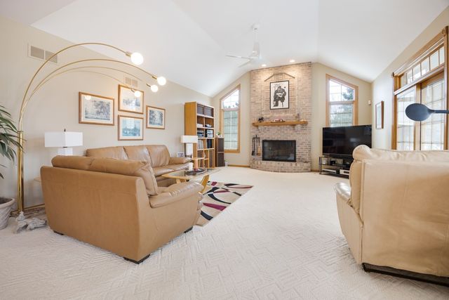 14N850 Engel Road, Hampshire, IL 60140