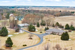 14N850 Engel Road, Hampshire, IL 60140