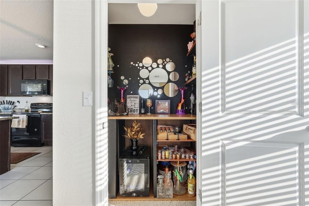 Image 17 of property listing at 7811 DAVIE RAY DRIVE, Zephyrhills, FL 33540