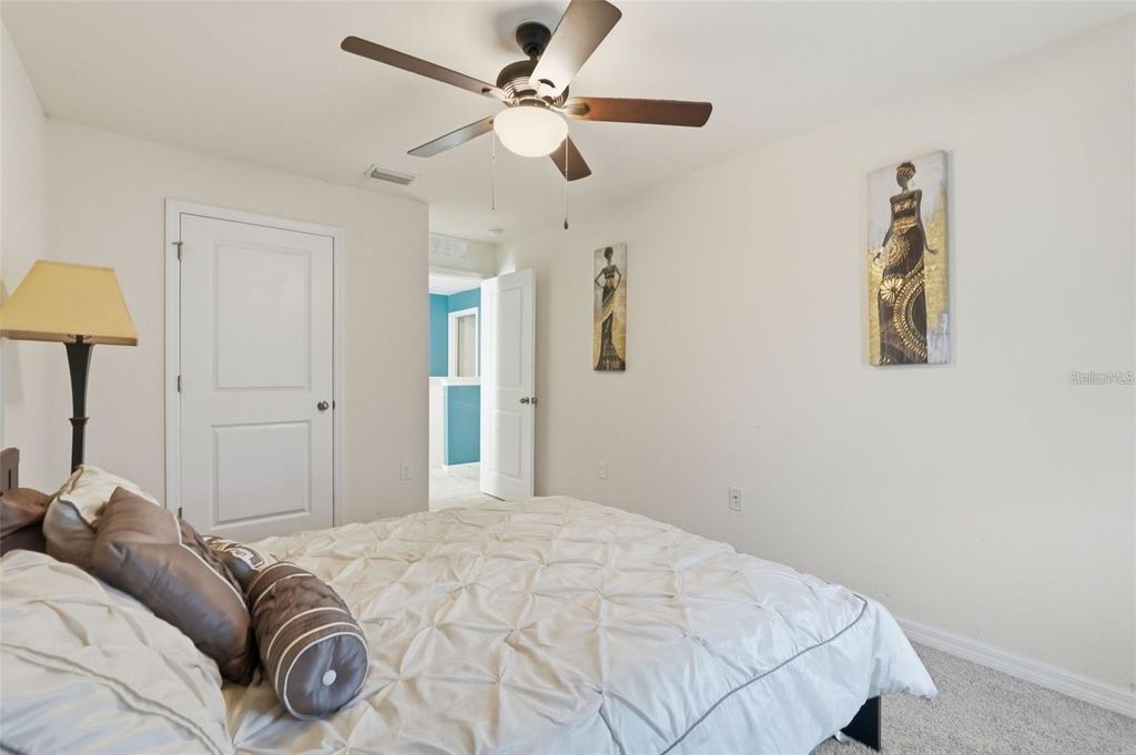 Image 22 of property listing at 7811 DAVIE RAY DRIVE, Zephyrhills, FL 33540