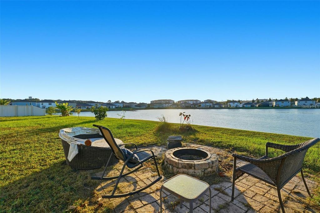 Image 36 of property listing at 7811 DAVIE RAY DRIVE, Zephyrhills, FL 33540