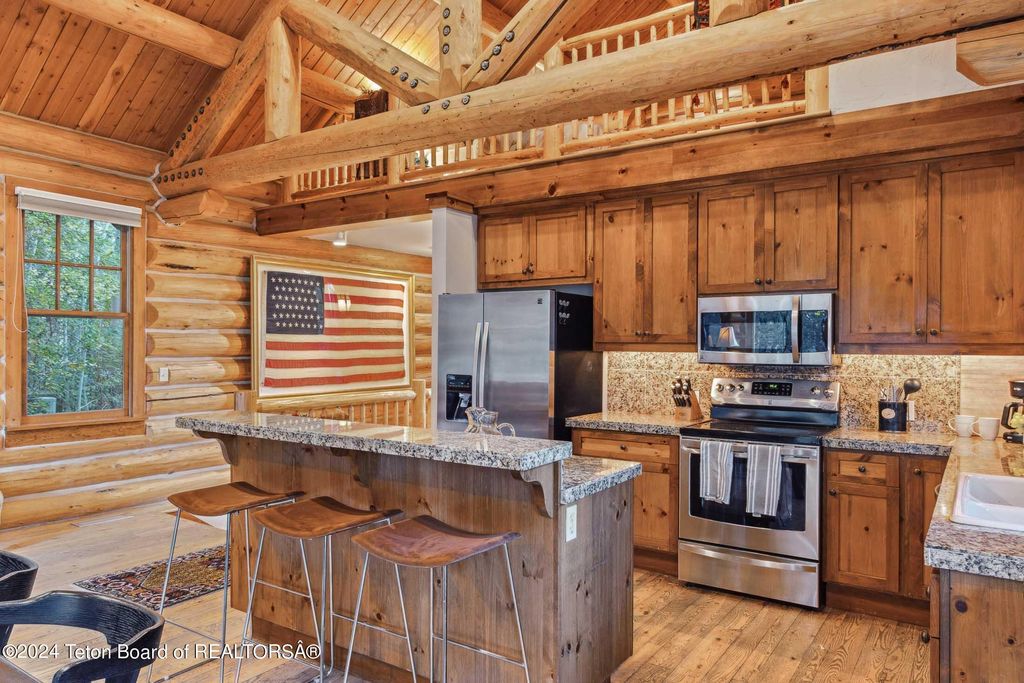 7592 OBSIDIAN Road, Teton Village, WY 83025 photo 16