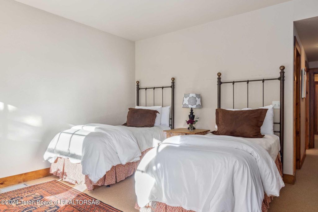 7592 OBSIDIAN Road, Teton Village, WY 83025 photo 28