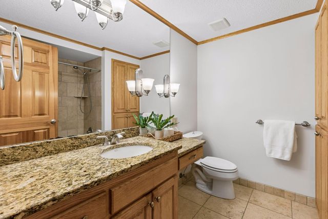 1120 Vagabond Lane N, Plymouth, MN 55447