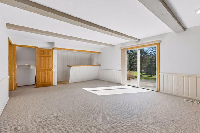 1120 Vagabond Lane N, Plymouth, MN 55447