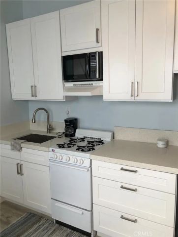 1216 Ocean, Seal Beach, CA 90740