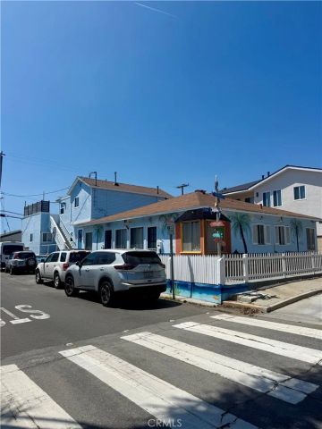 1216 Ocean, Seal Beach, CA 90740