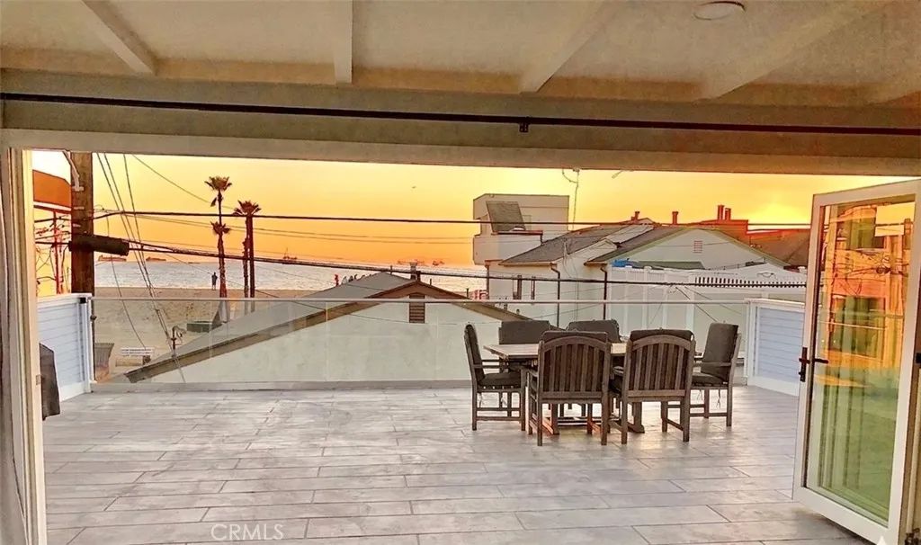 1216 Ocean, Seal Beach, CA 90740