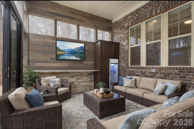 7261 Bay Ridge Drive, Denver, NC 28037