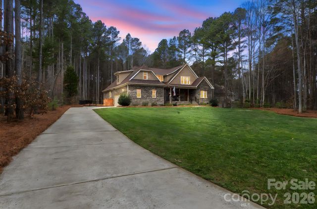 7261 Bay Ridge Drive, Denver, NC 28037