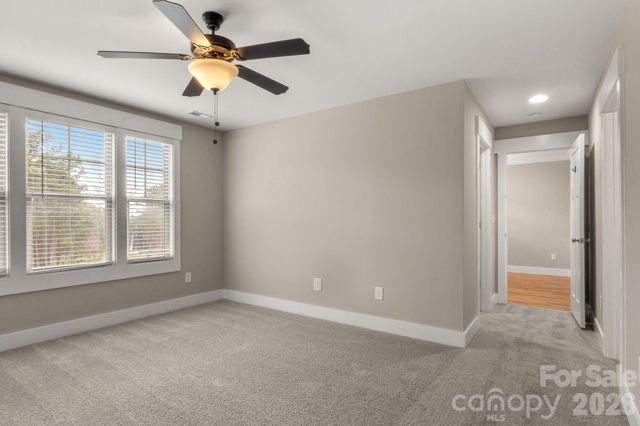 7261 Bay Ridge Drive, Denver, NC 28037