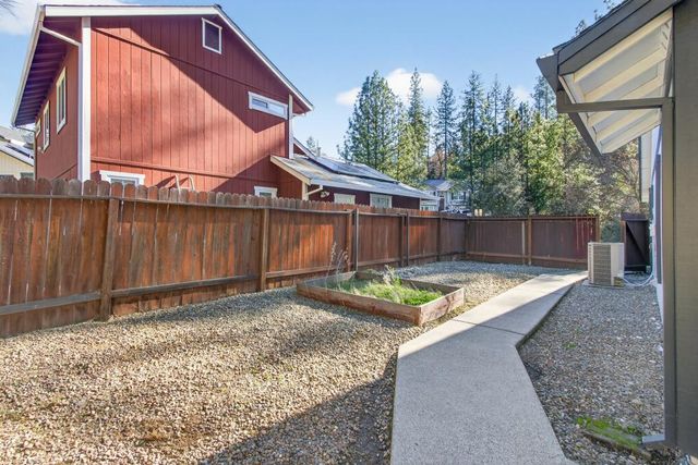 1131 Bush Ct, Placerville, CA 95667