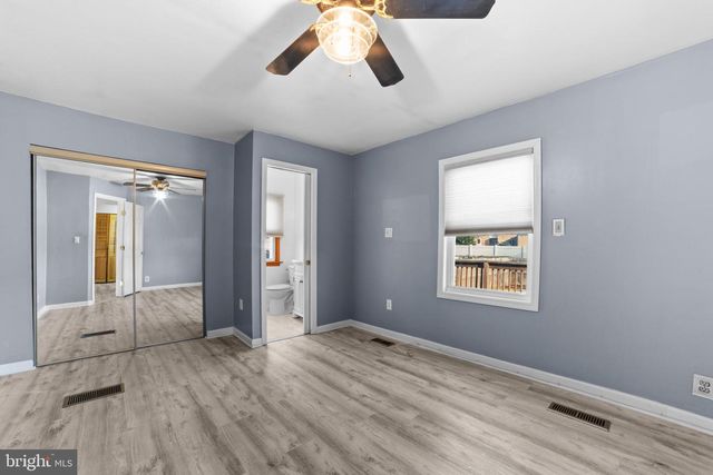 319 S COLES AVE, Maple Shade, NJ 08052