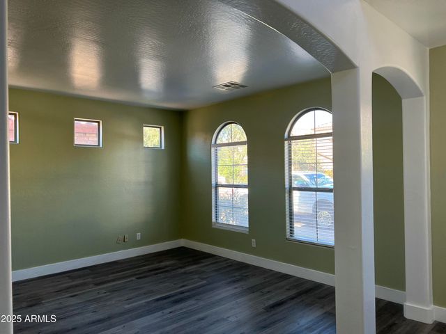 2679 E Chester Drive, Chandler, AZ 85286