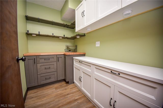 17134 Rabbit Run Drive, Strongsville, OH 44136