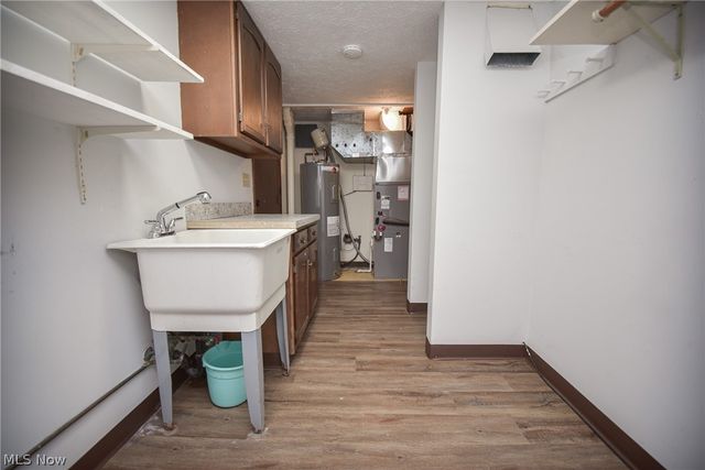 17134 Rabbit Run Drive, Strongsville, OH 44136