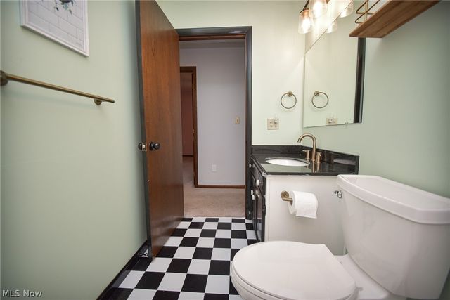 17134 Rabbit Run Drive, Strongsville, OH 44136