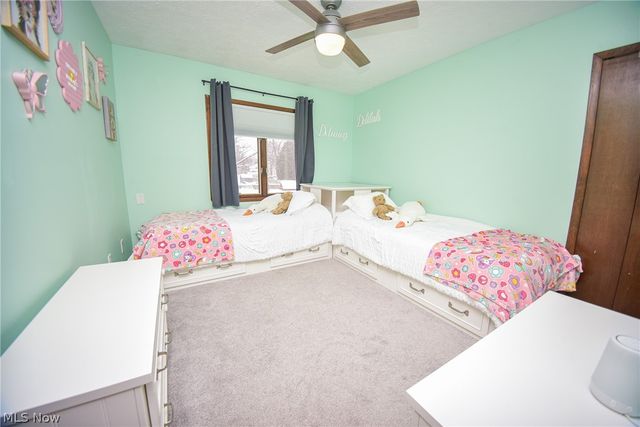 17134 Rabbit Run Drive, Strongsville, OH 44136