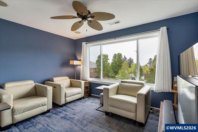 3161 Elliot St NW, Salem, OR 97304