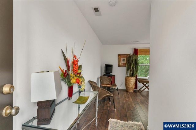 3161 Elliot St NW, Salem, OR 97304