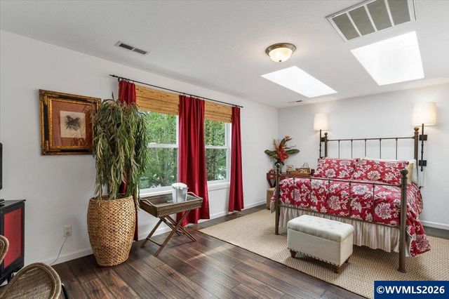 3161 Elliot St NW, Salem, OR 97304