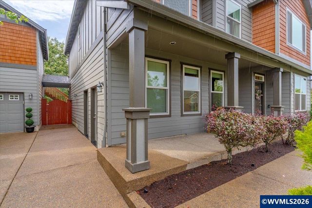 3161 Elliot St NW, Salem, OR 97304