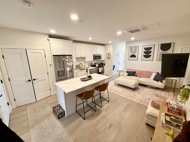 120 Emerson St 3, Boston, MA 02127