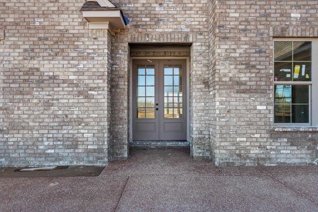 5330 BUTTERCUP LN, Lakeland, TN 38002