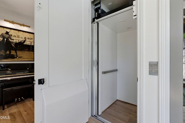 701 Catawba Street, Raleigh, NC 27609