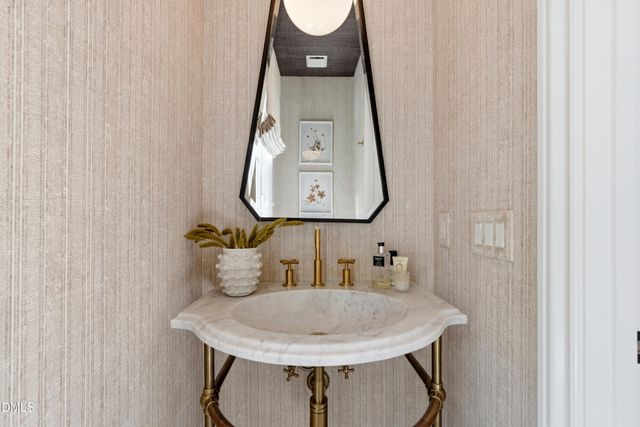 701 Catawba Street, Raleigh, NC 27609