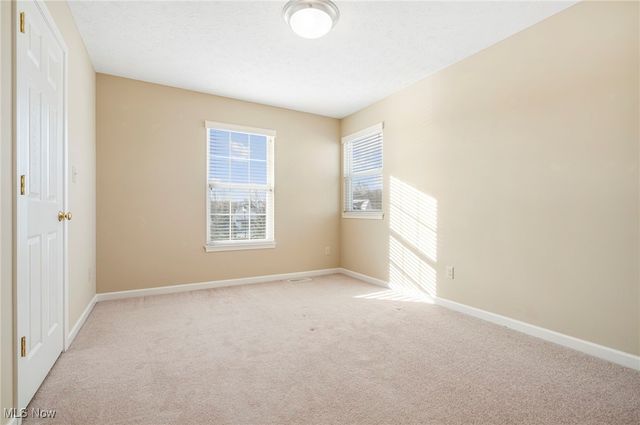 172 Stockwell Court, Wadsworth, OH 44281