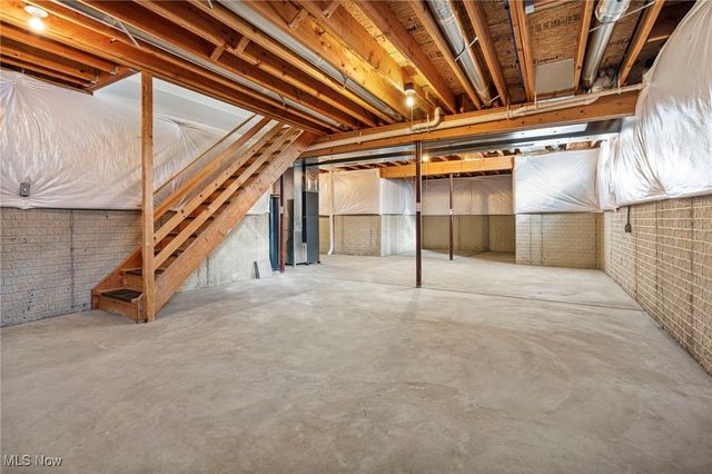 172 Stockwell Court, Wadsworth, OH 44281