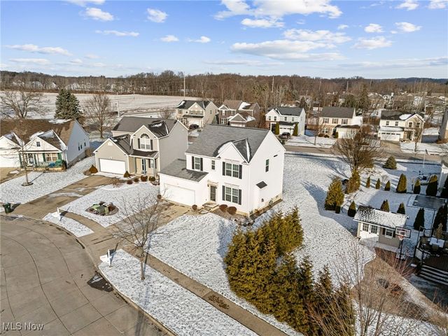 172 Stockwell Court, Wadsworth, OH 44281