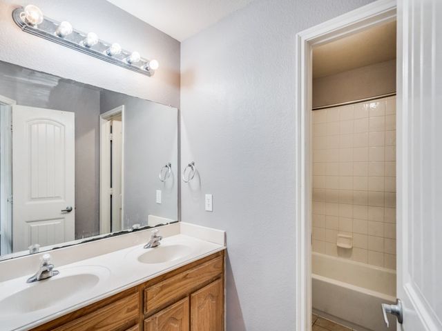 8400 Silverado Trail, Mckinney, TX 75070