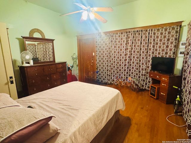 314 Devine, San Antonio, TX 78210