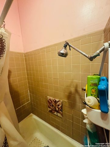 314 Devine, San Antonio, TX 78210