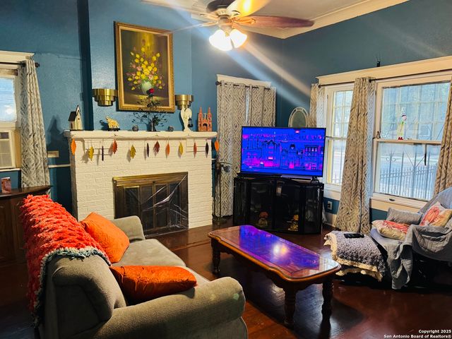 314 Devine, San Antonio, TX 78210