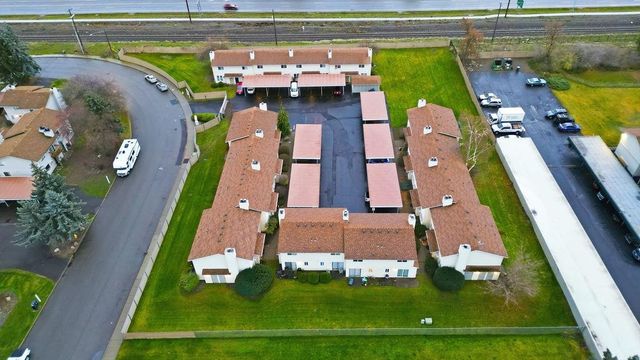 2111 N Houk Rd, Spokane Valley, WA 99216