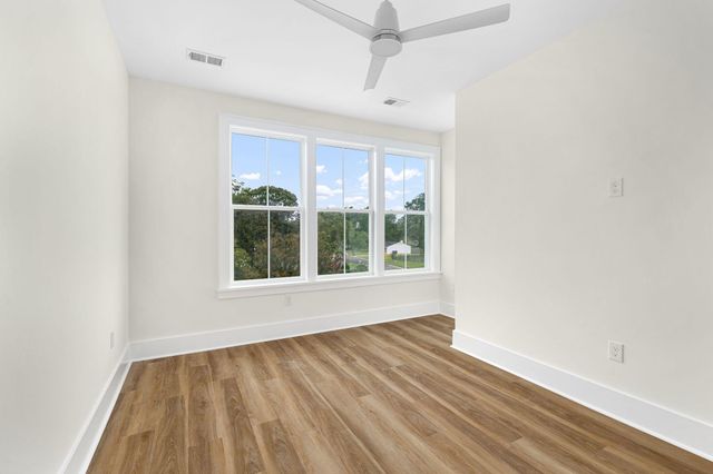 1606 Lauda Drive, Mount Pleasant, SC 29464