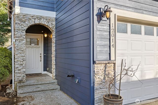 12014 NE 162nd Place, Bothell, WA 98011